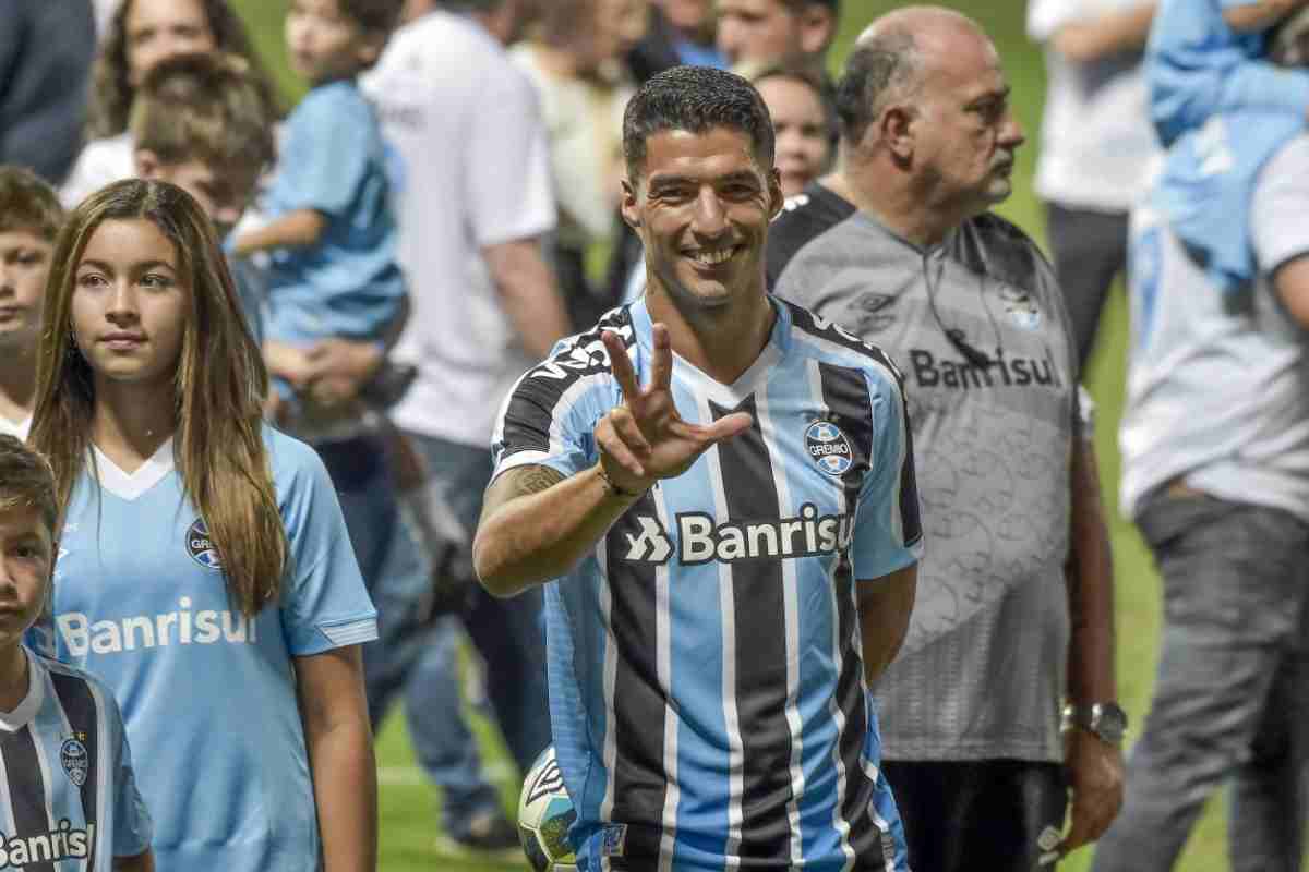 Luis Suarez Gremio ritiro Inter Miami MEssi