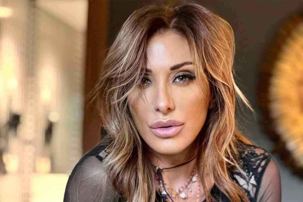 Sabrina Salerno trasparenze girasoli