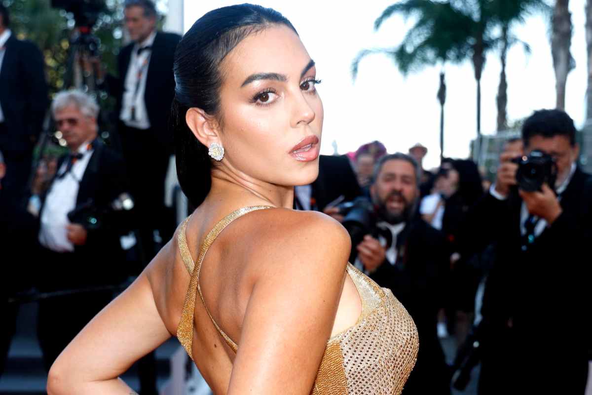 georgina rodriguez hot a lavoro