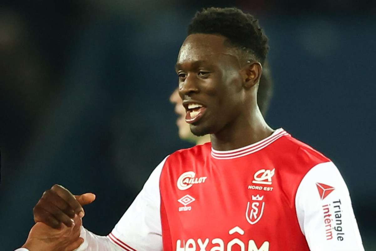 Folarin Balogun con la maglia del Reims