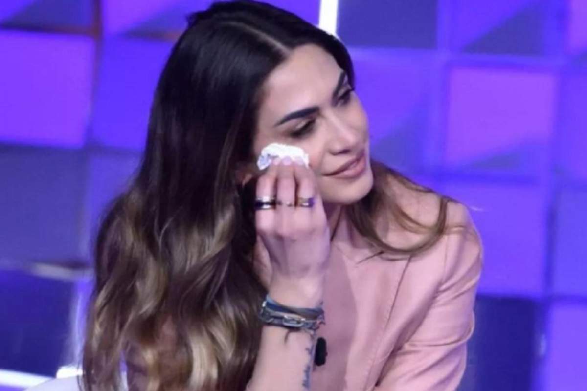 Lacrime per Melissa Satta