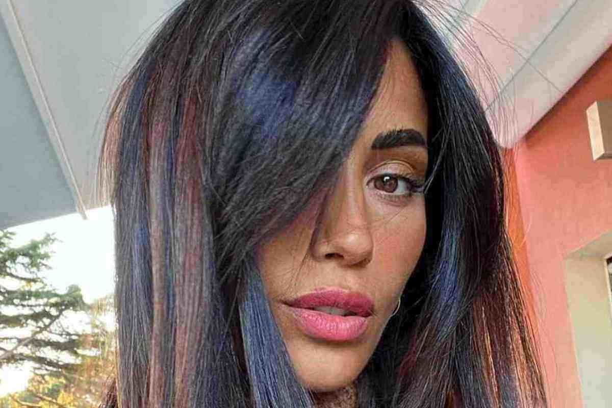 Federica Nargi Barbie top aderente fascino