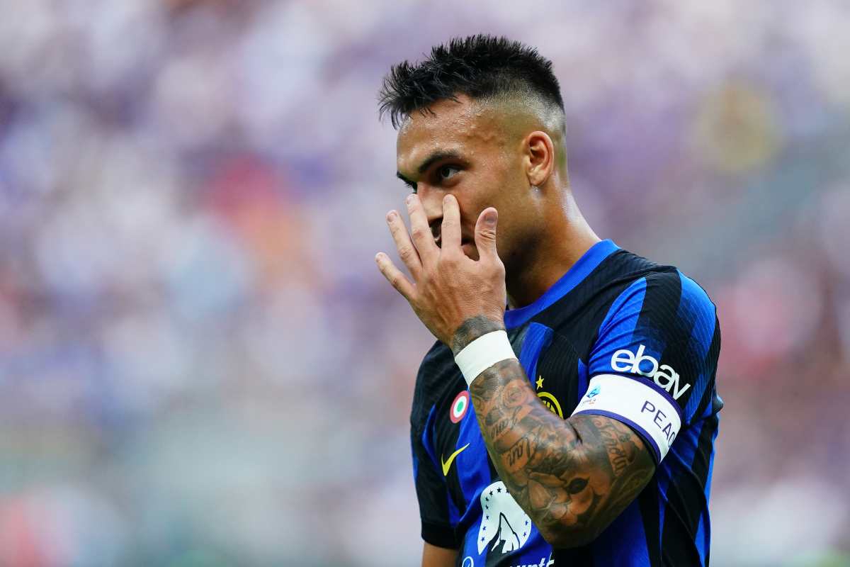 Lautaro Martinez in campo con la maglia dell'Inter