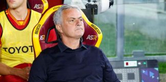 Aumentano le critiche per Mourinho