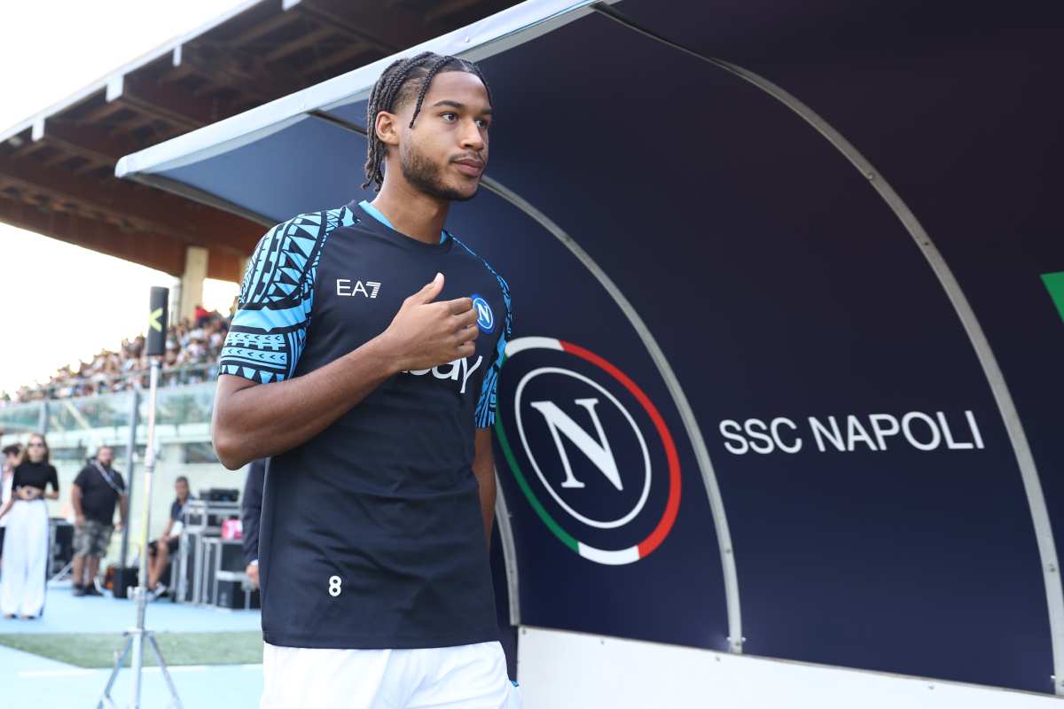Napoli infortunio Cajuste