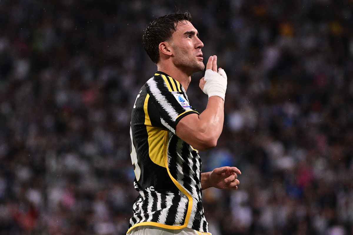 Dusan Vlahovic può dire addio alla Juventus