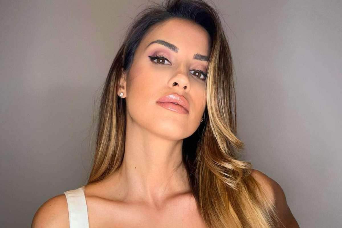 Eleonora Incardona Instagram video vestito spacco scollatura
