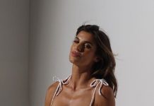 Elisabetta Canalis Milano lato B pantalone