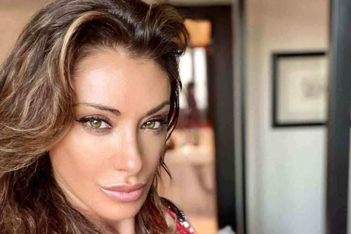 Sabrina Salerno ultima maglietta fine estate