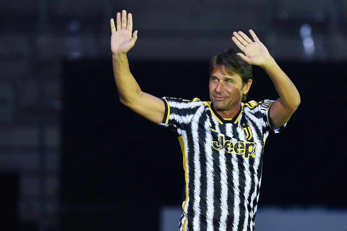 Destinazione a sorpresa per Conte in serie A, blitz per il tecnico