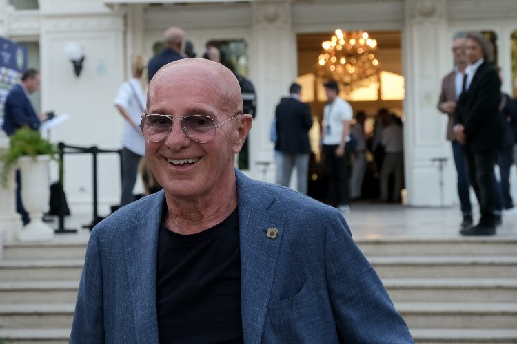 Sacchi, che attacco alle big