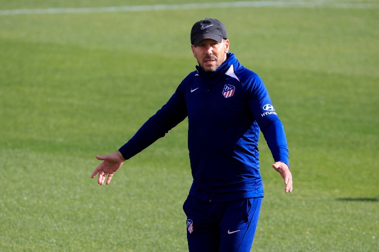 Atletico su Vlahovic e Soulé