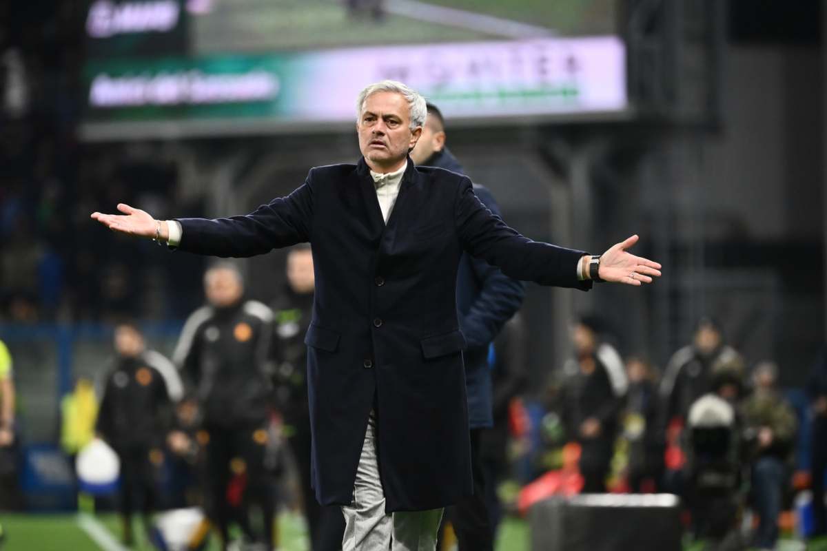 Mourinho rischia davvero: cosa succede alla Roma