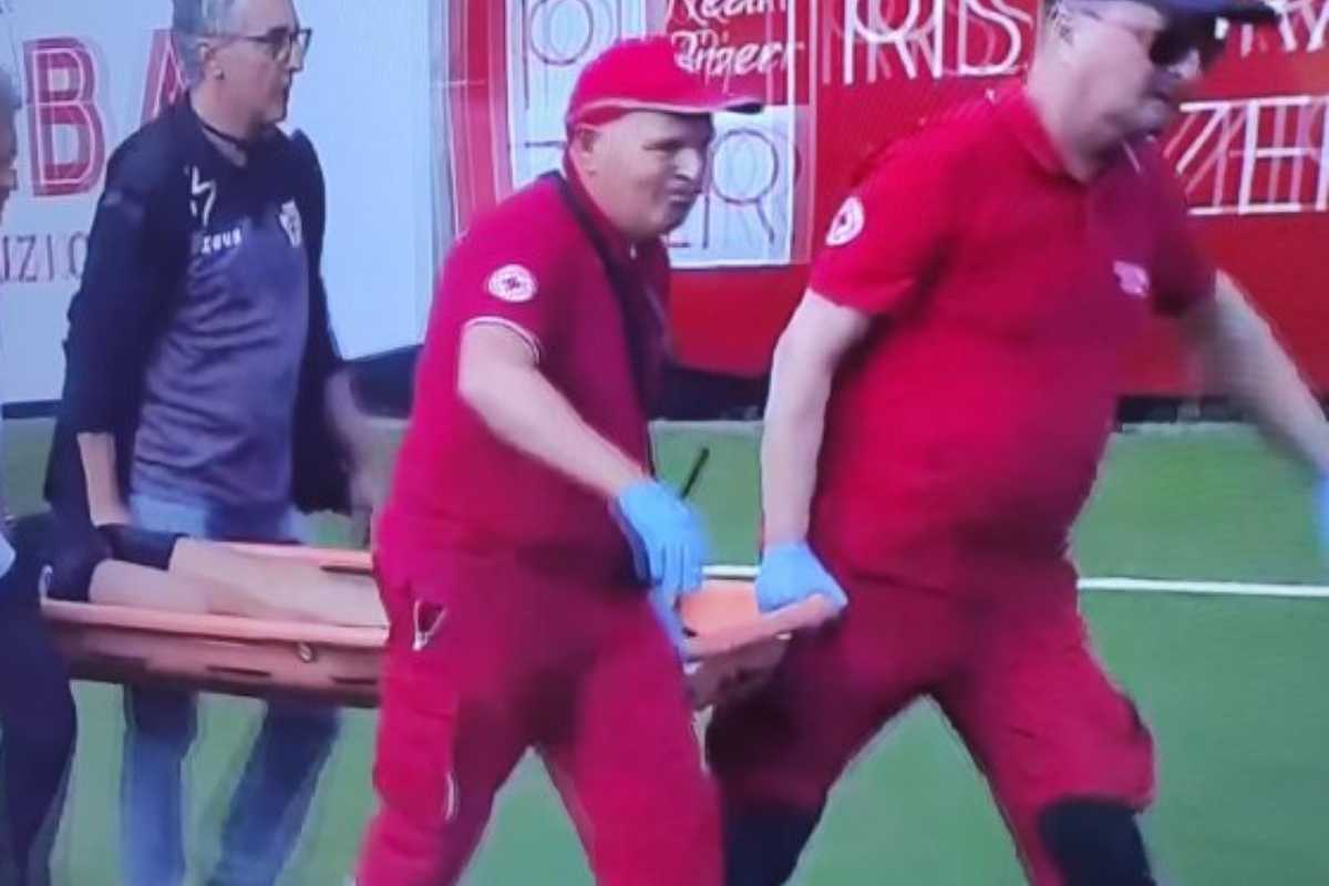 Comi infortunio barella