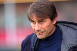 Conte in primo piano