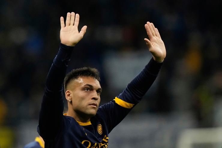 Lautaro saluta Inter