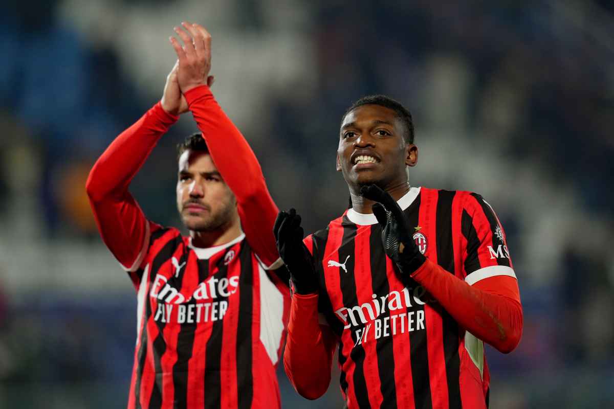Rafael Leao e Theo Hernandez 